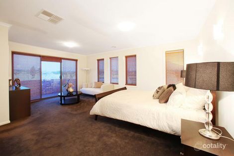 Property photo of 14 Koolamara Boulevard Ferntree Gully VIC 3156