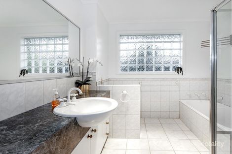 Property photo of 92 Guthridge Parade Sale VIC 3850