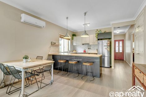 Property photo of 77 Oxford Parade Forest Lake QLD 4078