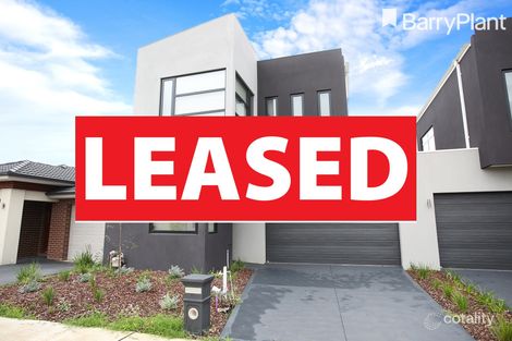 9 Maggie St, Cranbourne East, VIC 3977