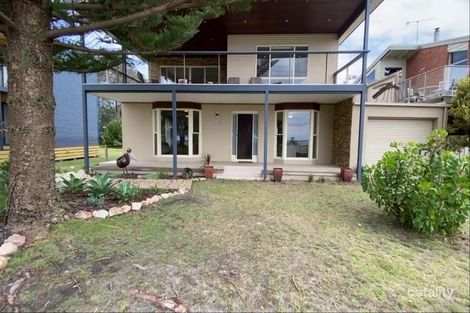 Property photo of 76 Lake Street Loch Sport VIC 3851