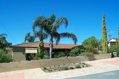 4 Lillian Ct, Beldon, WA 6027