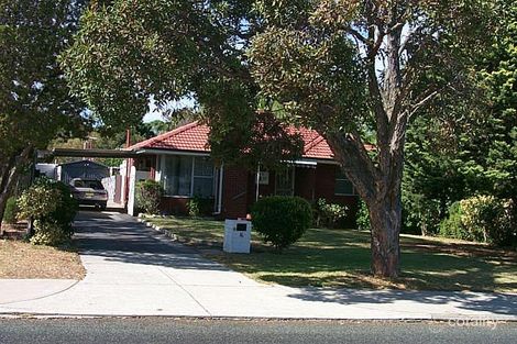 20 Christmas Ave, Orelia, WA 6167