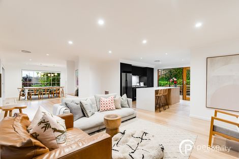 Property photo of 13 Barellan Mews Berwick VIC 3806