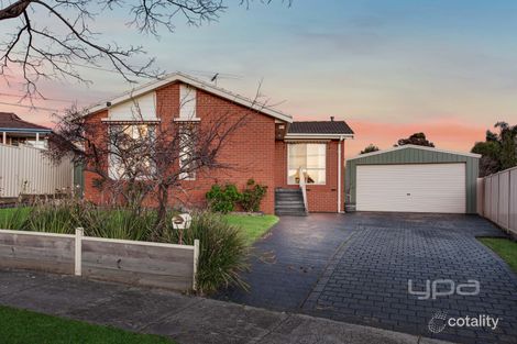 Property photo of 8 Haig Place Attwood VIC 3049