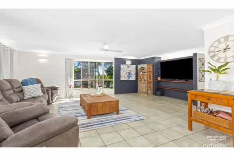 Property photo of 10 Samuel Crescent Parkhurst QLD 4702