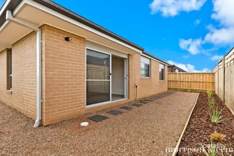 Property photo of 27 Kyarra Drive Doreen VIC 3754