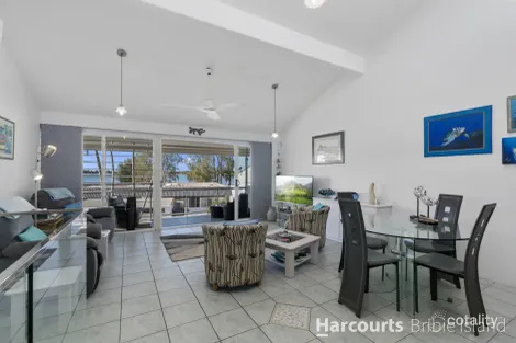 Property photo of 17B/10 Spinnaker Drive Sandstone Point QLD 4511