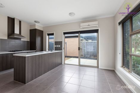 Property photo of 24 Longreach Parade Point Cook VIC 3030