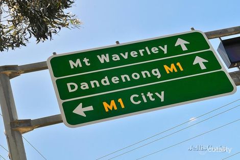 Property photo of 2/16 Adrienne Crescent Mount Waverley VIC 3149