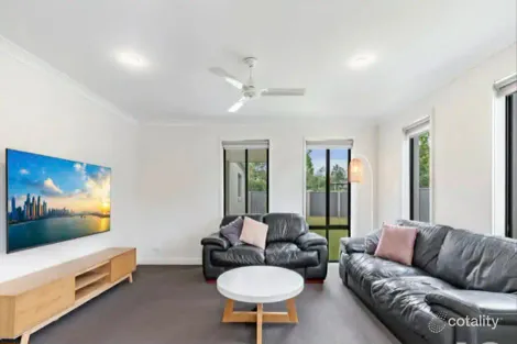 Property photo of 2 Appollo Place Oxenford QLD 4210