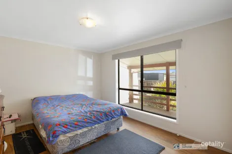 Property photo of 50 Gemma Street Sunderland Bay VIC 3922