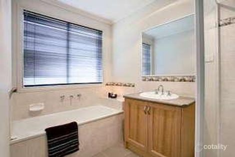 Property photo of 48 Golf Links Road Berwick VIC 3806