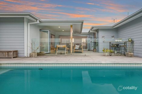 Property photo of 8 Lobelia Crescent Casuarina NSW 2487
