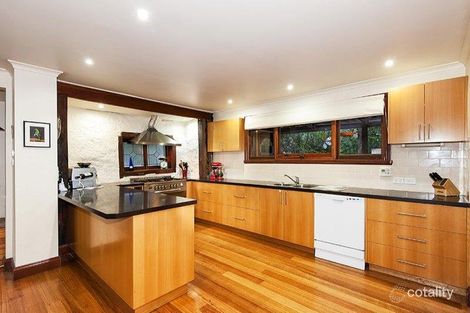 Property photo of 110 Haleys Gully Road Hurstbridge VIC 3099