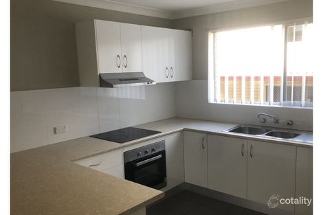 Property photo of 2/10 Princes Highway West Wollongong NSW 2500