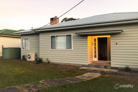 Property photo of 5 Elliot Street Gloucester NSW 2422
