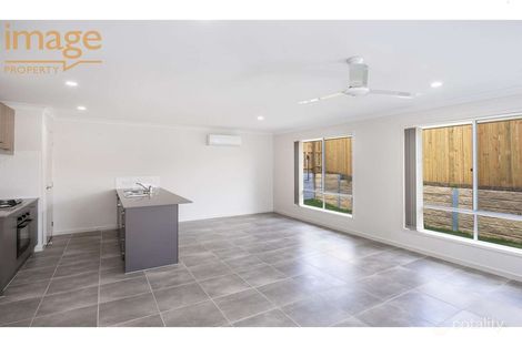 Property photo of 7 Chamberlain Rise Ormeau Hills QLD 4208