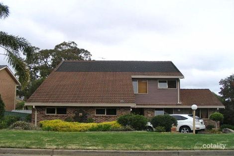 Property photo of 28 Jervis Drive Illawong NSW 2234