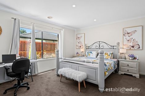 Property photo of 11 Cruise Street Point Cook VIC 3030