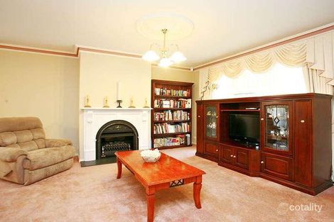 Property photo of 19 Deering Crescent Banksia Park SA 5091