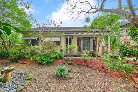2 Barden St, Northmead, NSW 2152