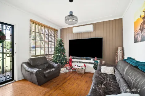 Property photo of 22 Kelly Street Berkeley NSW 2506