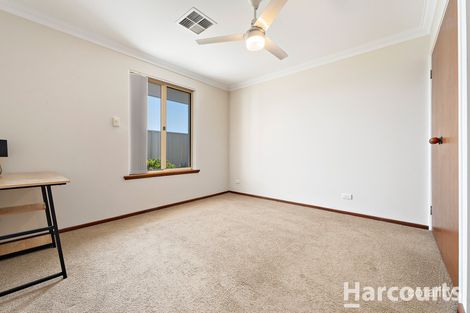 Property photo of 12 Bucentaur Place Halls Head WA 6210