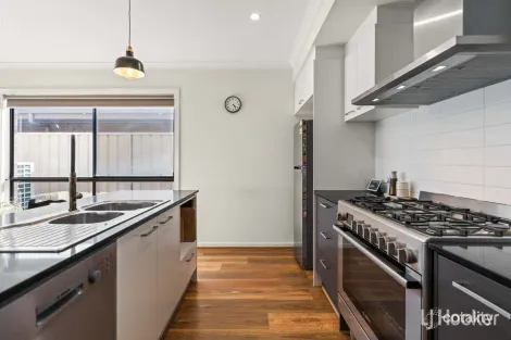 Property photo of 8 Luis Drive Angle Vale SA 5117