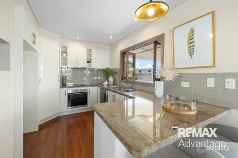 Property photo of 11 Bushing Street Wynnum West QLD 4178