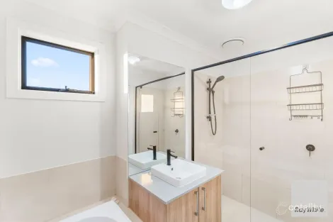 Property photo of 1 Basten Avenue Deanside VIC 3336