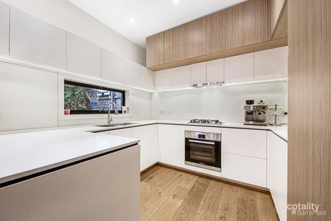 Property photo of 17/222 Williamsons Road Doncaster VIC 3108
