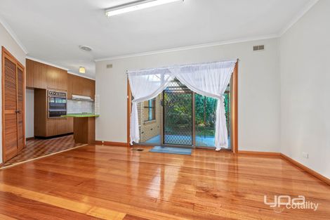 Property photo of 6 Cassia Court St Albans VIC 3021
