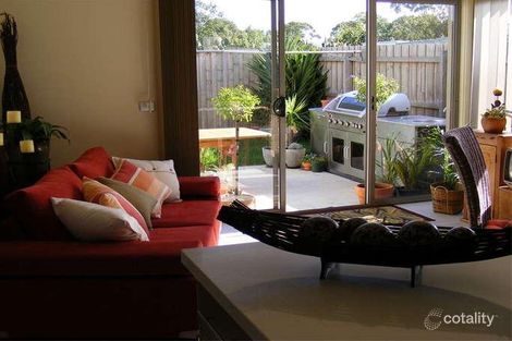 Property photo of 2/1353 Murradoc Road St Leonards VIC 3223