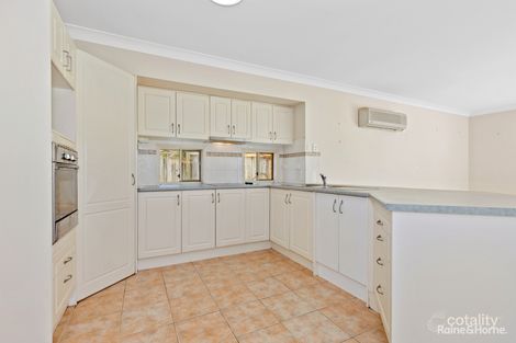 Property photo of 6 Border Crescent Pottsville NSW 2489