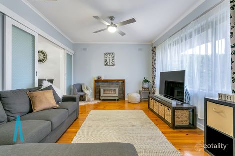 Property photo of 32 Salisbury Avenue Valley View SA 5093