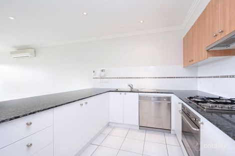 Property photo of 32/781 Whitehorse Road Mont Albert VIC 3127