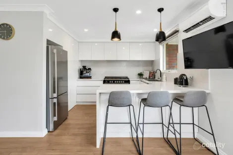 Property photo of 66 Hassett Crescent Keilor East VIC 3033