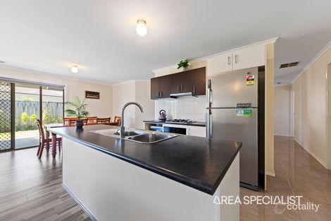 Property photo of 3 Marley Way Pakenham VIC 3810