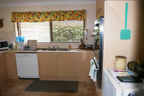 Property photo of 20 Brady Street Avenell Heights QLD 4670
