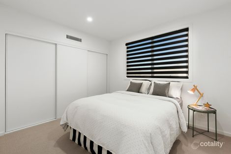 Property photo of 16 Jetty Road Werribee South VIC 3030