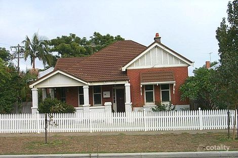 19 Oakover St, East Fremantle, WA 6158