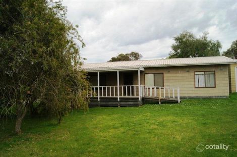 61 Sandy Mount Ave, Inverloch, VIC 3996