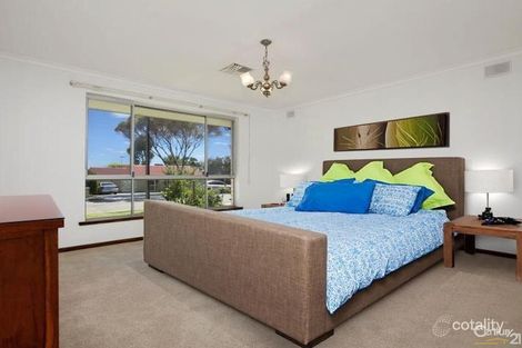 Property photo of 10 Braemar Avenue Morphett Vale SA 5162