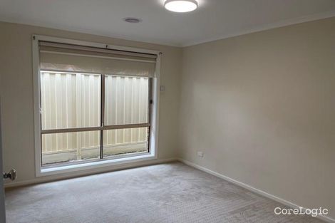 Property photo of 25 Amarina Close Meadow Heights VIC 3048