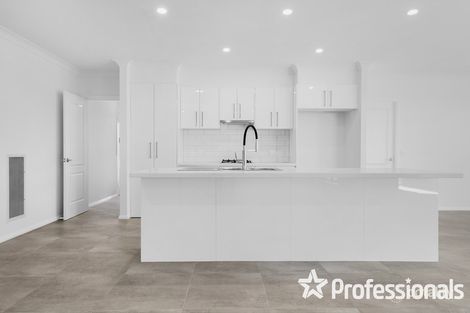 Property photo of 27 Newlands Crescent Kelso NSW 2795
