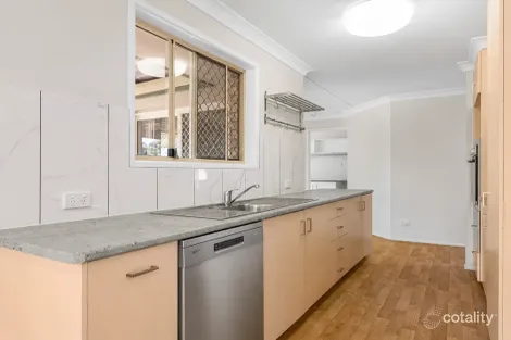 Property photo of 22 Strathconan Drive Glenvale QLD 4350