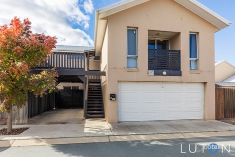 2/11 Grocott Lane, Gungahlin, ACT 2912