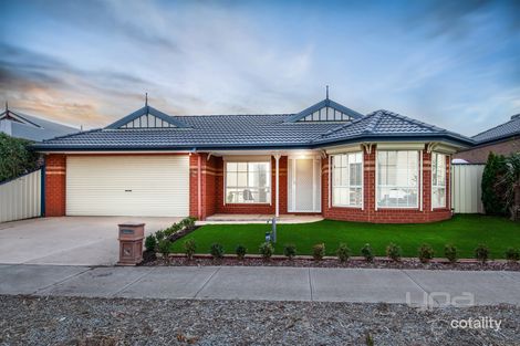 Property photo of 18 Katrina Drive Burnside Heights VIC 3023