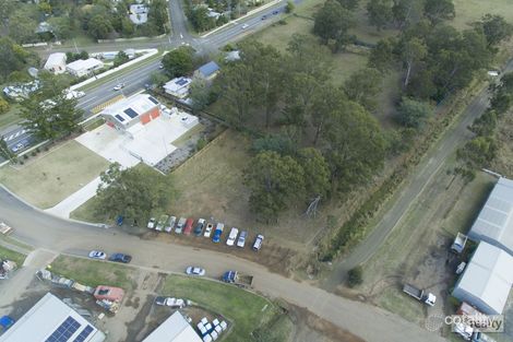 9 Peters St, Esk, QLD 4312